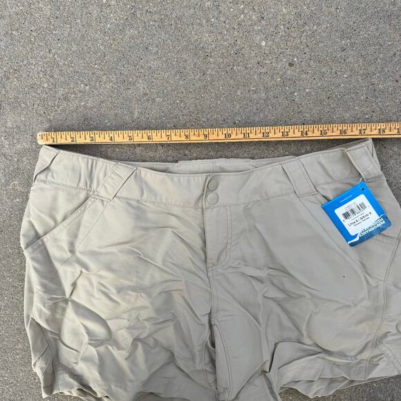 Columbia Coral Point II Shorts Beige Nylon Omnishade NWT 6" Inseam LARGE NWT - Picture 6 of 8